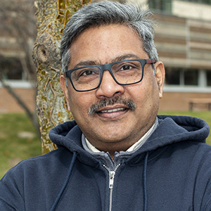 Dr. Bala Nikku