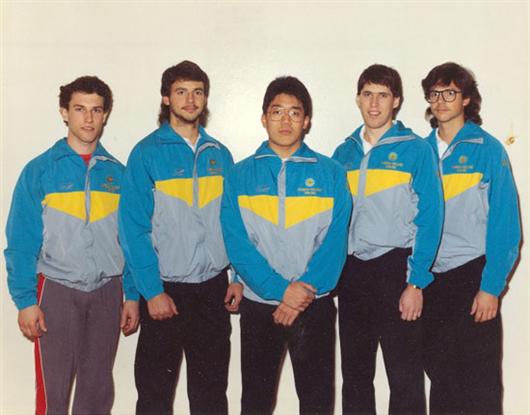 8990curlingmen