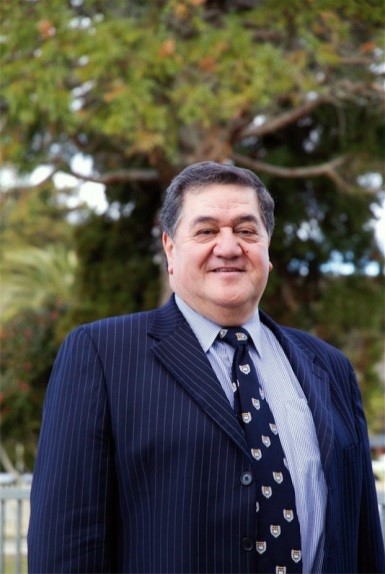 Dr. Graham Hingangaroa Smith