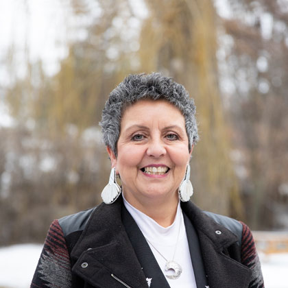 Dr. Lisa Bourque Bearskin